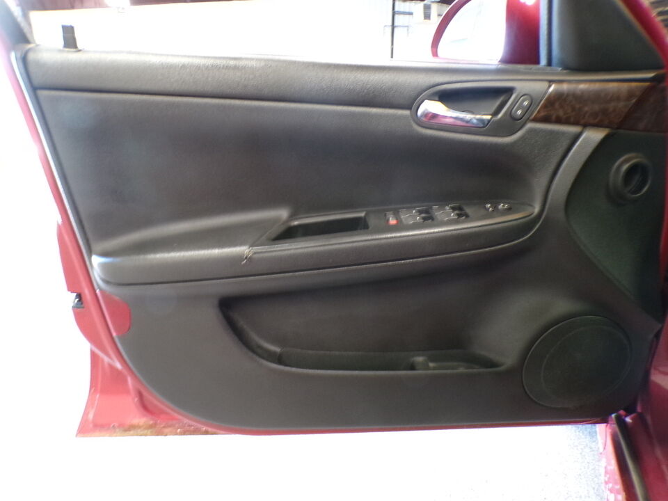 2013 Chevrolet Impala  - Tom's Credit City