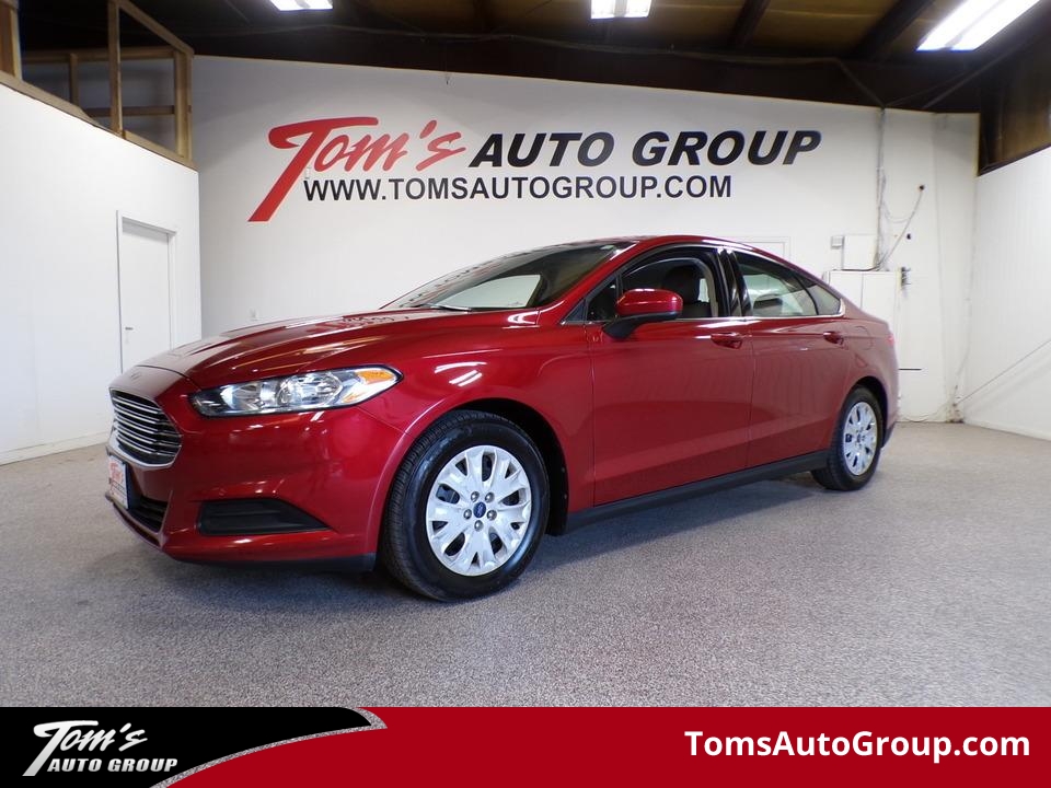 2013 Ford Fusion S  - M85482  - Tom's Auto Sales, Inc.