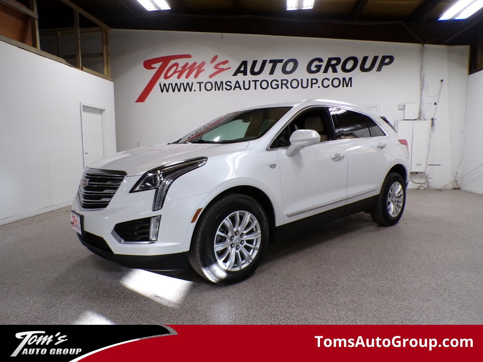 2017 Cadillac XT5  - M06804  - Tom's Auto Sales, Inc.