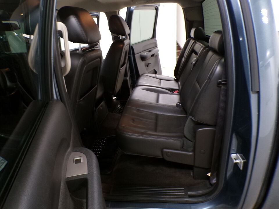 2013 Chevrolet Silverado 1500  - Tom's Credit City