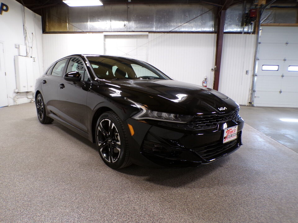 2022 Kia K5  - Tom's Credit City