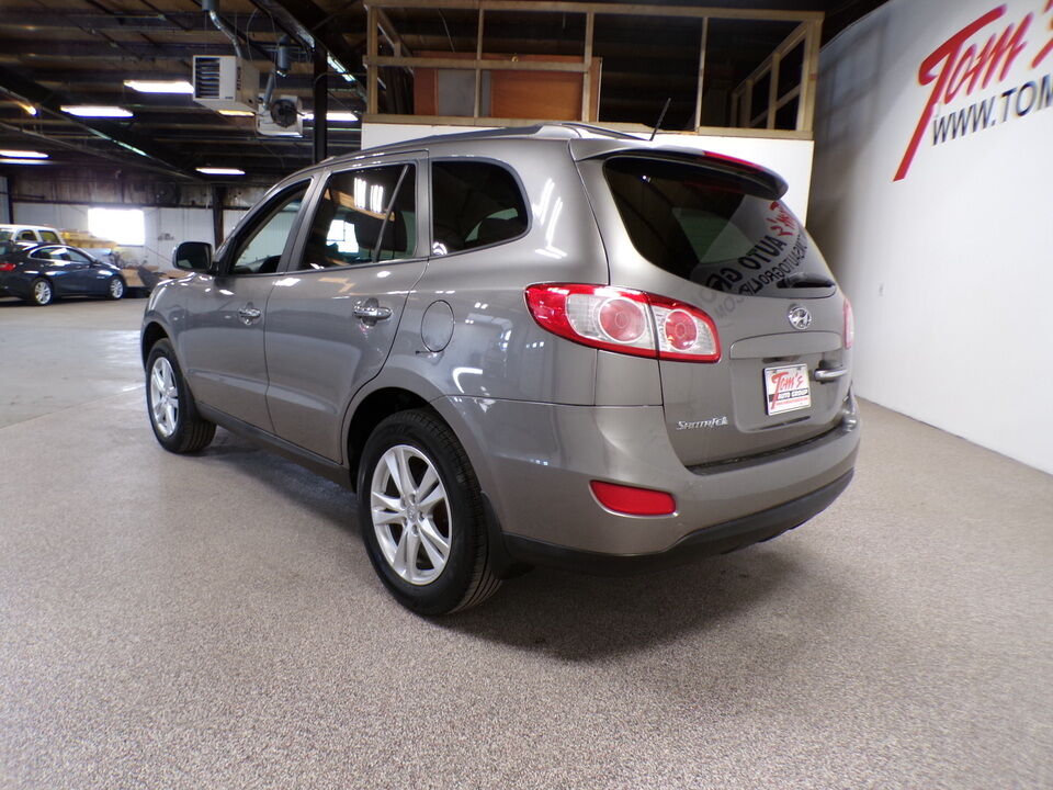 2012 Hyundai Santa Fe  - Tom's Budget Cars