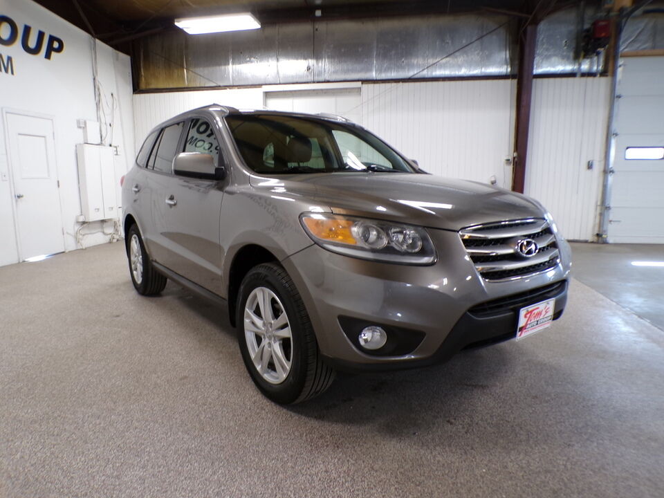 2012 Hyundai Santa Fe  - Tom's Budget Cars
