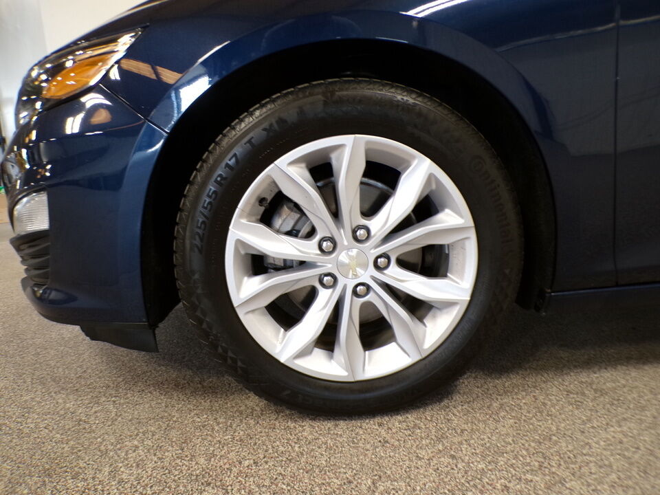 2020 Chevrolet Malibu  - Tom's Credit City