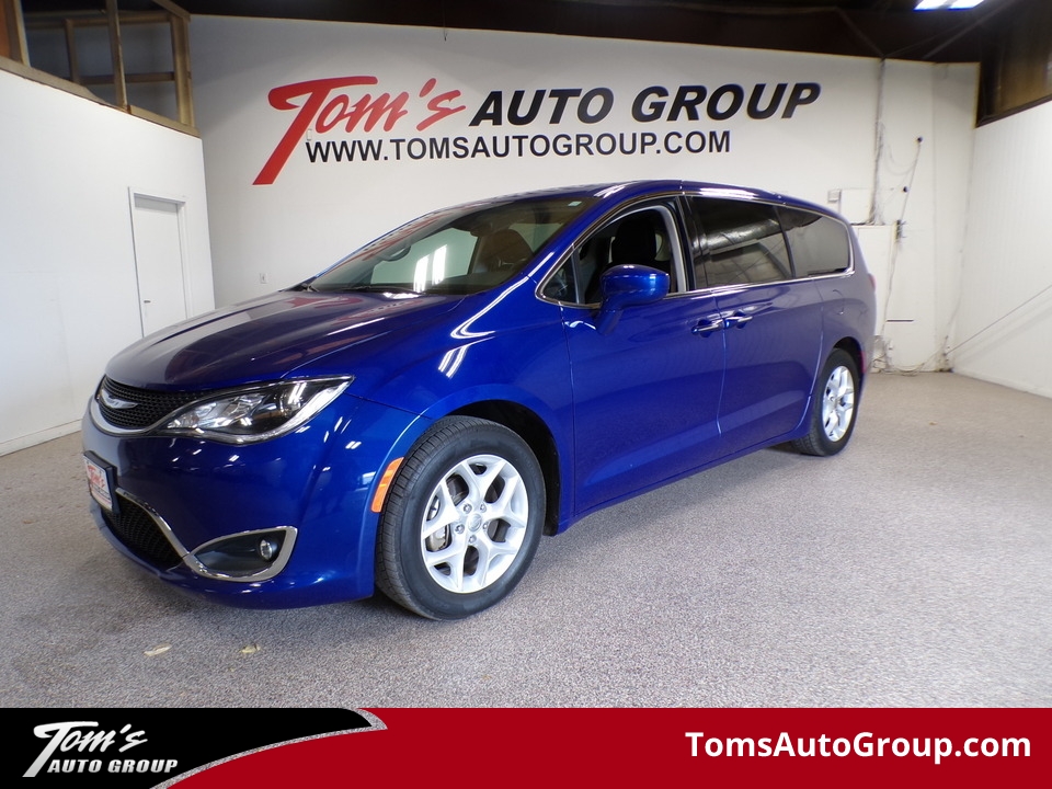 2018 Chrysler Pacifica Touring Plus  - M27781  - Tom's Auto Group