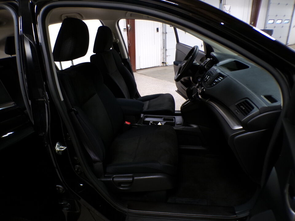 2016 Honda CR-V  - Tom's Budget Cars