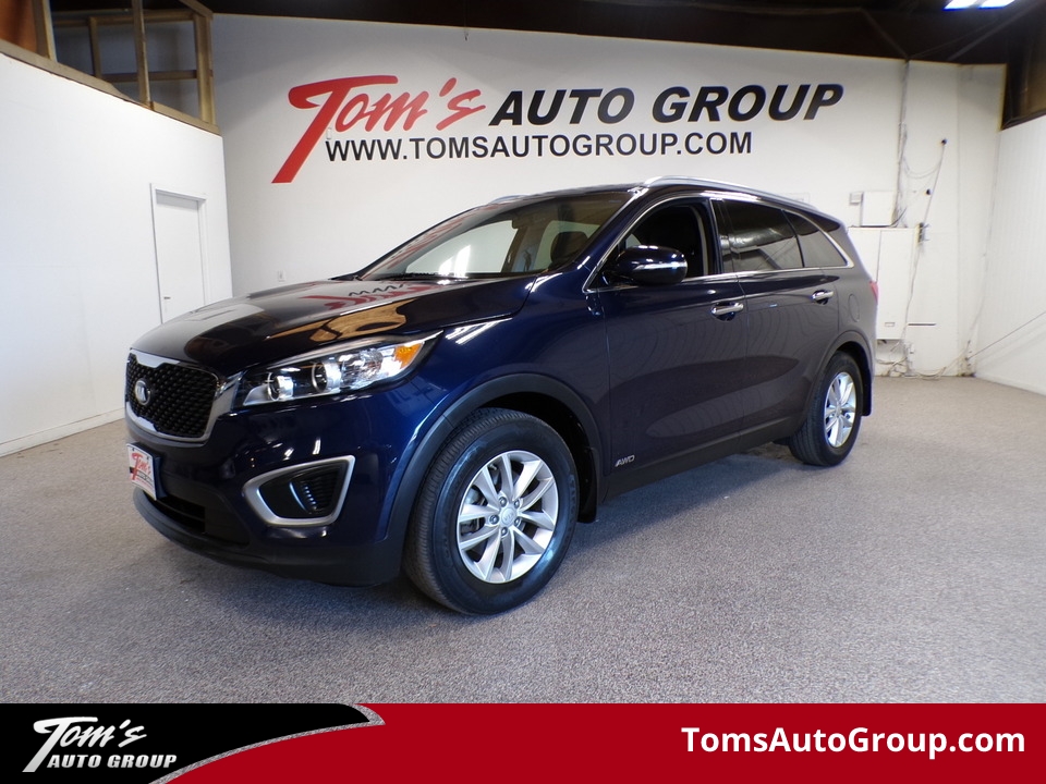 2016 Kia Sorento LX  - N60831L  - Tom's Auto Group