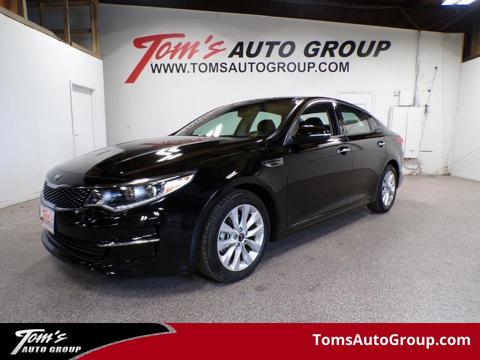 2018 Kia Optima EX  - W98755Z  - Tom's Auto Group