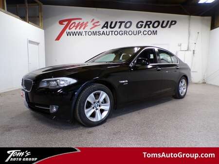 2012 BMW 5 Series 528i xDrive for Sale  - B05051L  - Tom's Budget Cars