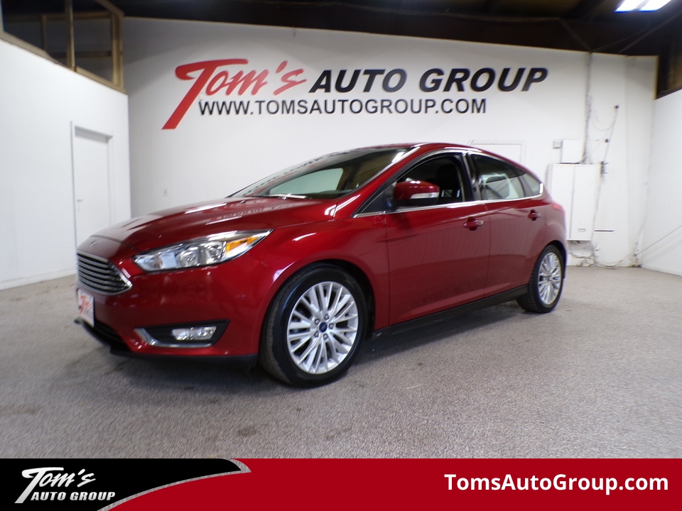 2017 Ford Focus Titanium  - M11953L  - Tom's Auto Group