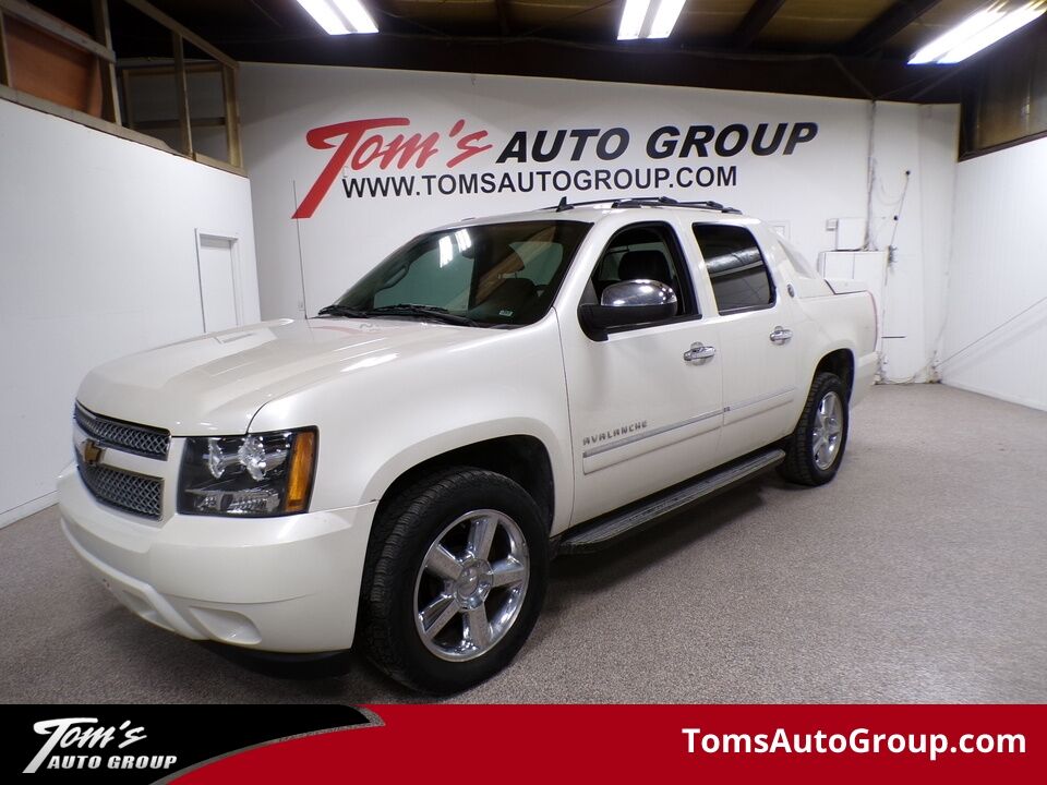 2013 Chevrolet Avalanche  - Tom's Auto Group