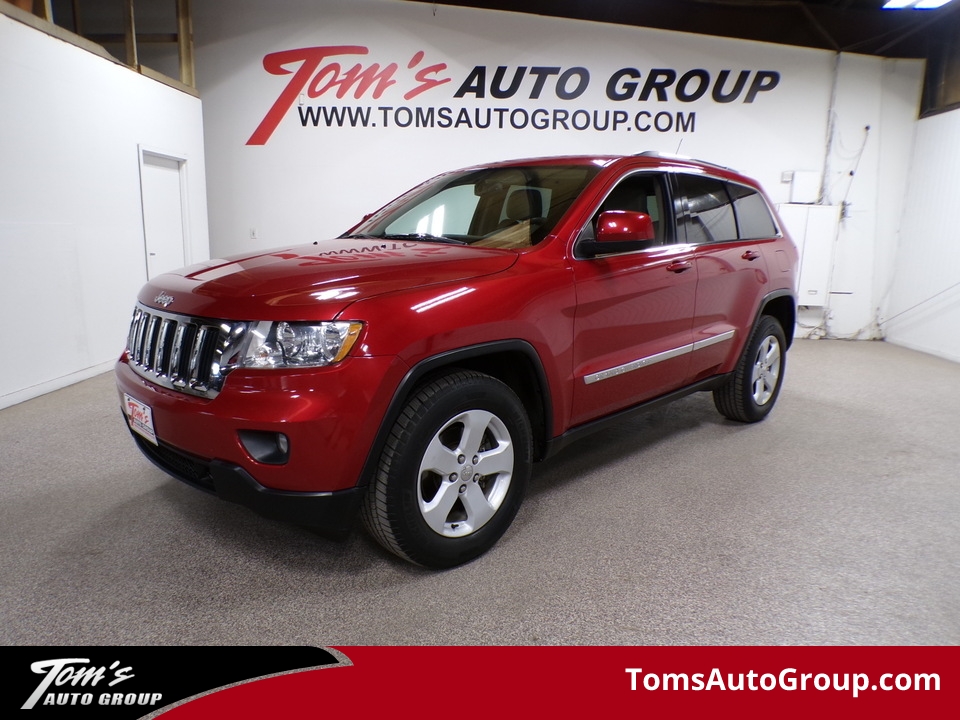 2011 Jeep Grand Cherokee Laredo  - N17630Z  - Tom's Auto Group