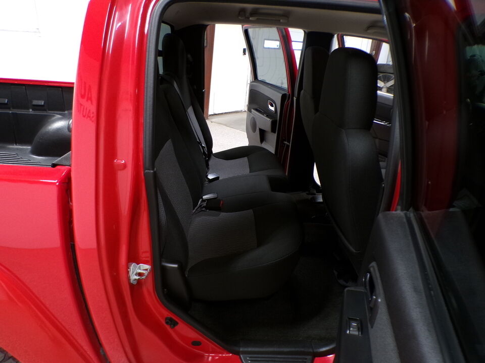 2011 Chevrolet Colorado  - Tom's Budget Cars