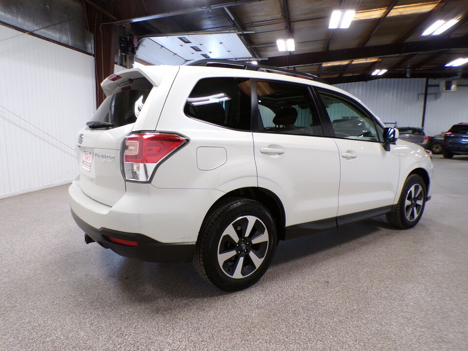 2017 Subaru Forester  - Tom's Credit City