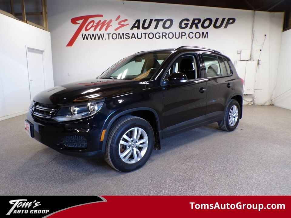 2015 Volkswagen Tiguan  - Tom's Auto Group