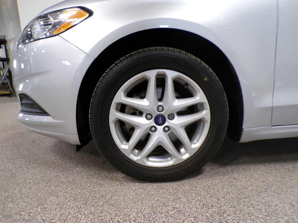 2016 Ford Fusion  - Tom's Credit City