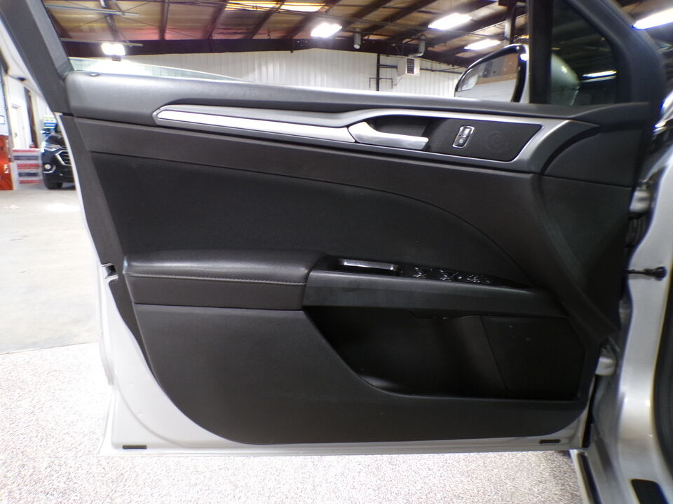 2016 Ford Fusion  - Tom's Credit City