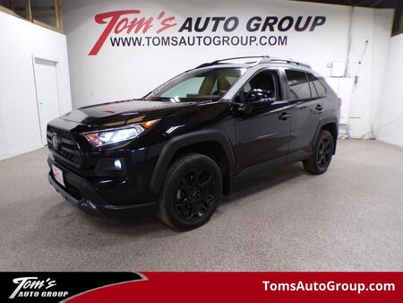 2020 Toyota RAV-4  - Tom's Auto Sales, Inc.