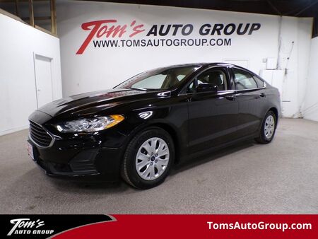 2020 Ford Fusion  - Tom's Auto Group