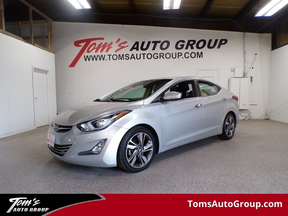 2016 Hyundai Elantra  - Tom's Auto Group