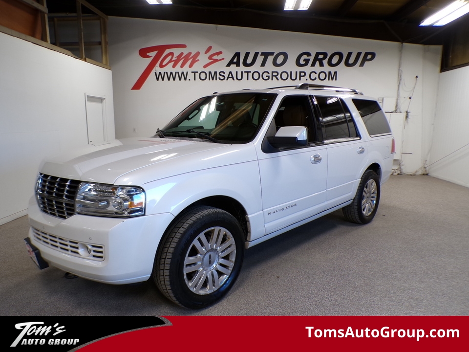 2012 Lincoln Navigator  - S04064L  - Tom's Auto Group