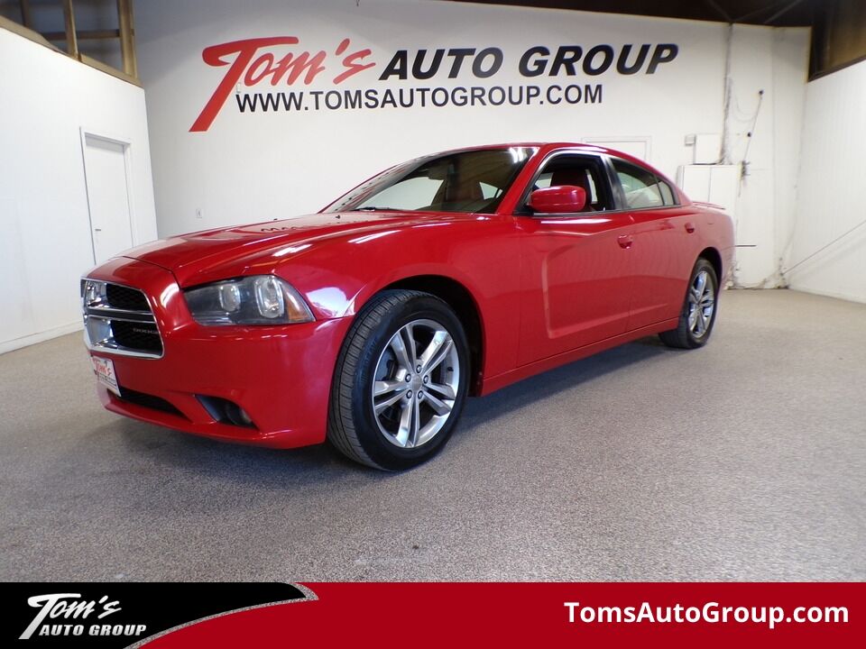 2013 Dodge Charger  - Tom's Auto Group