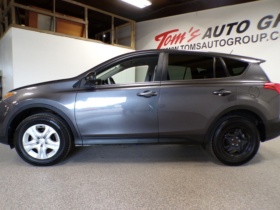 2013 Toyota RAV-4  - Tom's Budget Cars