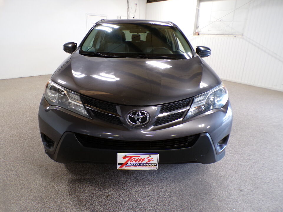 2013 Toyota RAV-4  - Tom's Budget Cars
