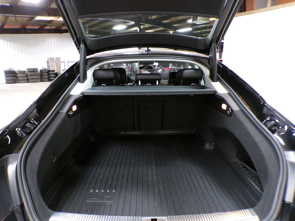 2016 Audi A7  - Tom's Budget Cars