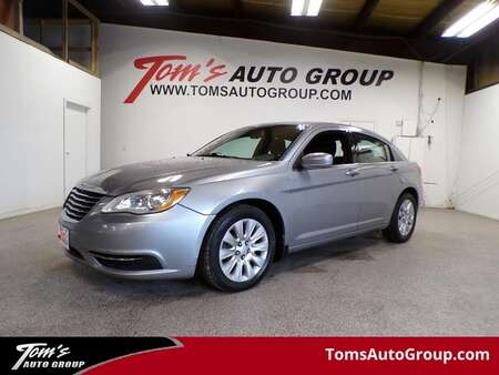 2013 Chrysler 200 LX for Sale  - M28846L  - Tom's Auto Group