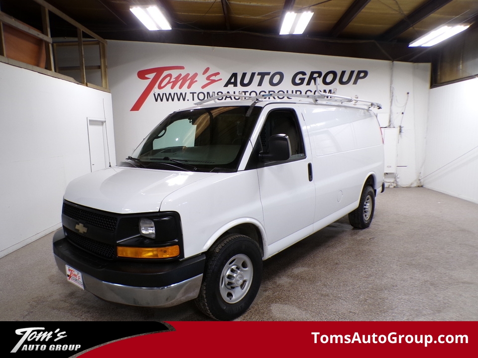 2015 Chevrolet Express Cargo Van  - T04438  - Tom's Auto Group