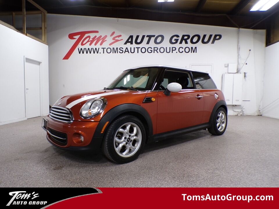 2011 Mini Cooper Hardtop  - Tom's Auto Sales, Inc.