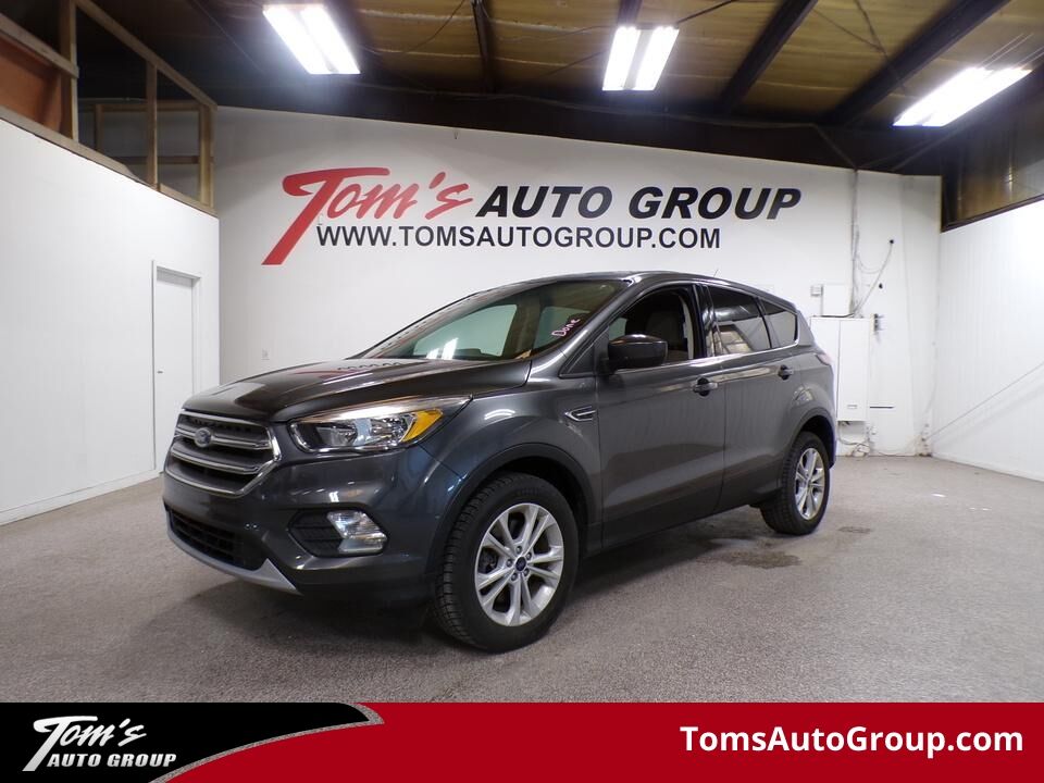 2017 Ford Escape  - Tom's Auto Sales North