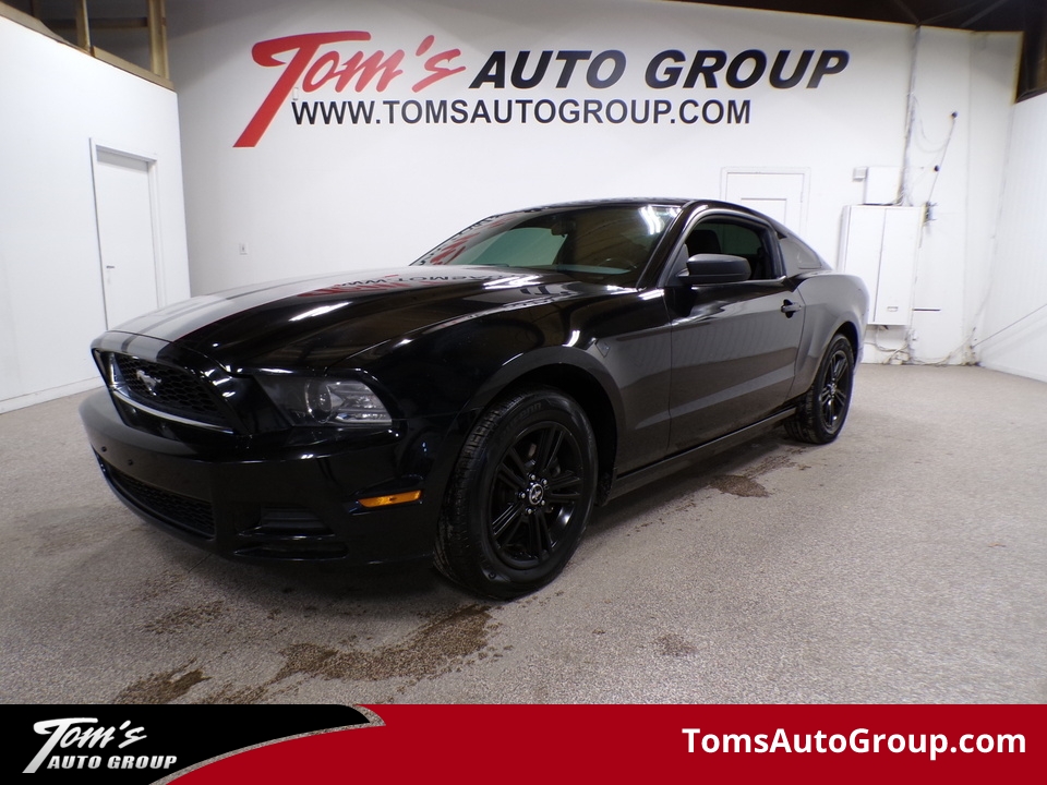 2014 Ford Mustang V6  - M78100L  - Tom's Auto Group