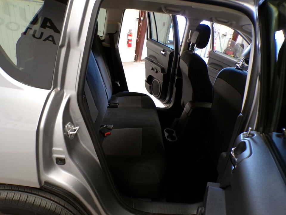 2015 Jeep Compass  - Tom's Auto Sales, Inc.