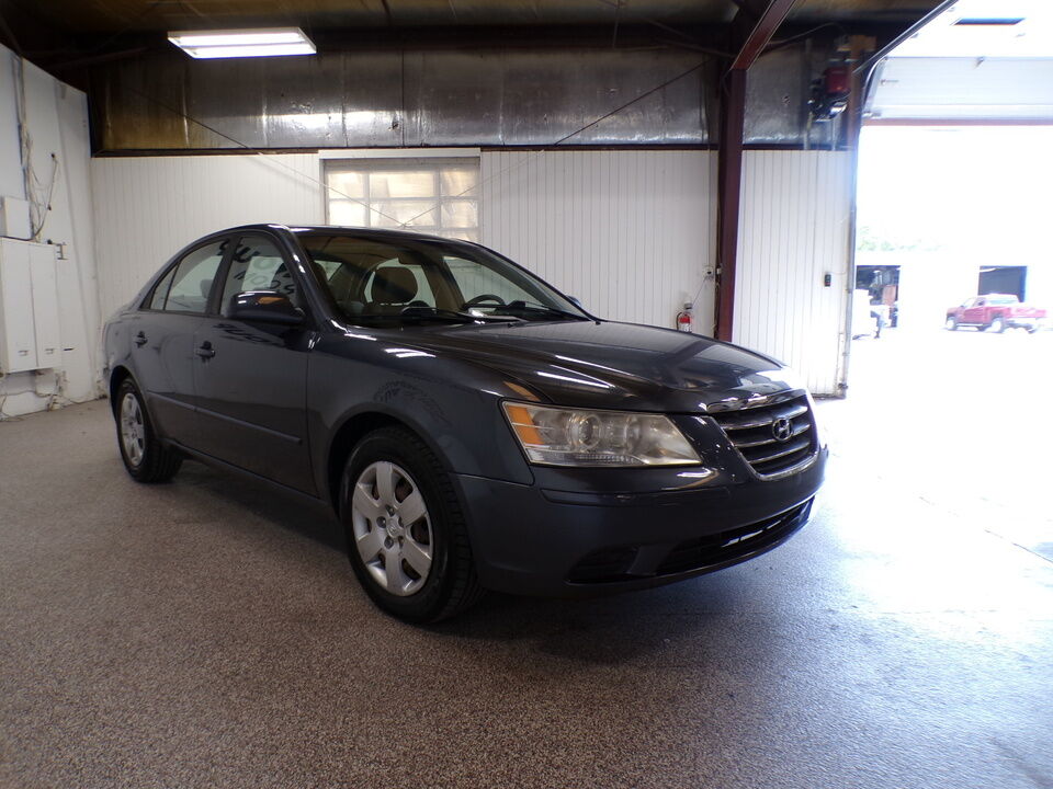 2010 Hyundai Sonata  - Tom's Auto Sales, Inc.