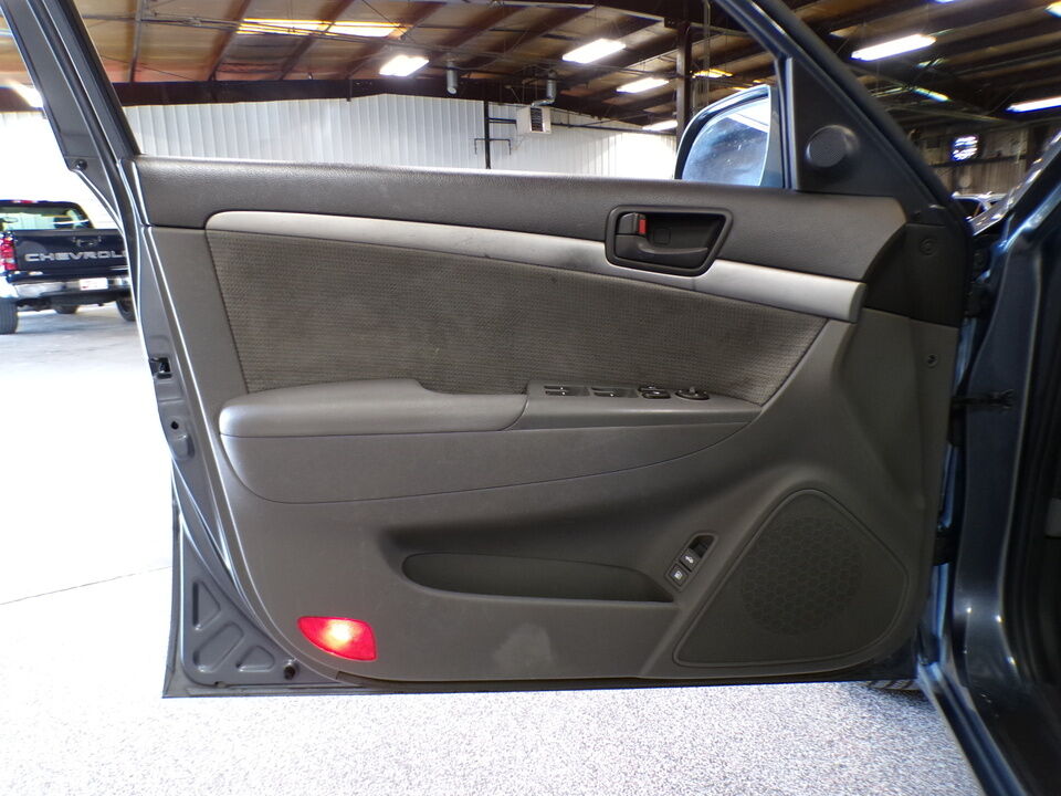 2010 Hyundai Sonata  - Tom's Auto Sales, Inc.