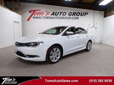 2015 Chrysler 200 Limited for Sale  - 39036z  - Tom's Auto Group