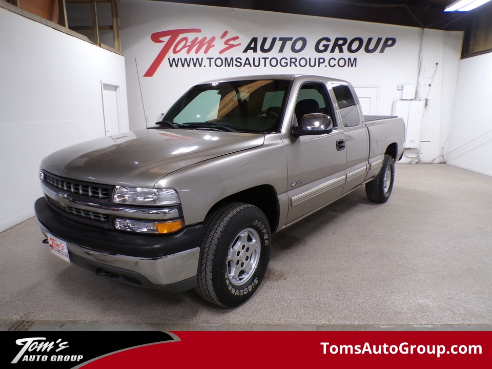 2000 Chevrolet Silverado 1500 LS  - T72647L  - Tom's Auto Group