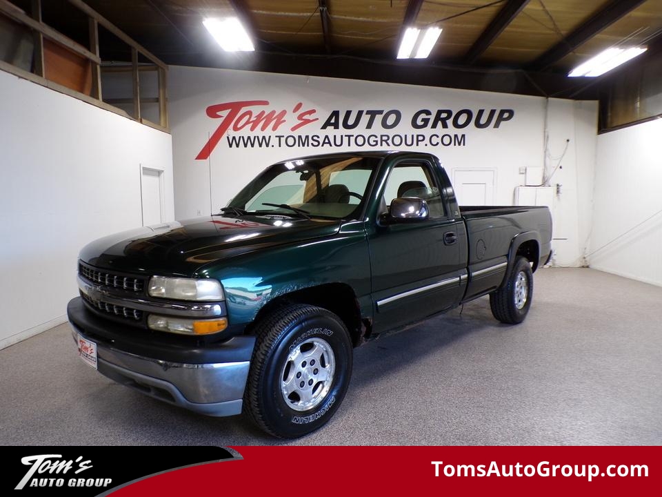 2001 Chevrolet Silverado 1500 LS  - B04688L  - Tom's Auto Group