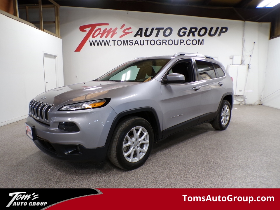 2018 Jeep Cherokee Latitude  - N15791Z  - Tom's Auto Sales North