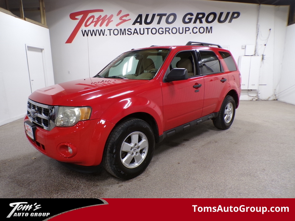 2009 Ford Escape XLT  - B06990L  - Tom's Auto Group