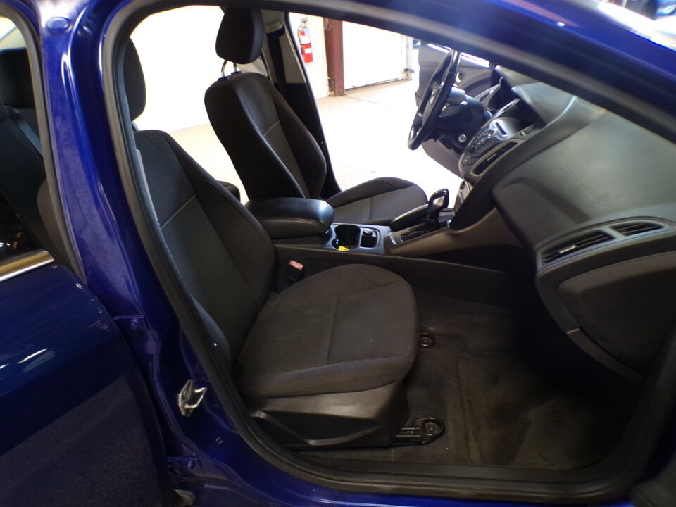 2012 Ford Focus  - Tom's Credit City