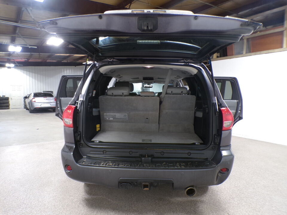 2014 Toyota Sequoia  - Tom's Credit City
