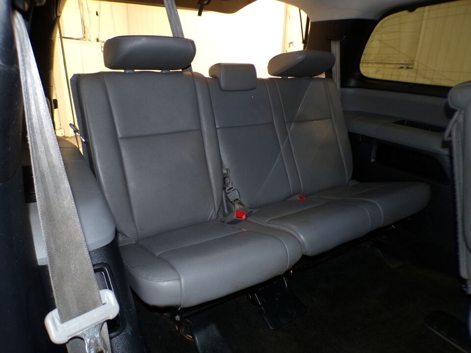 2014 Toyota Sequoia  - Tom's Credit City