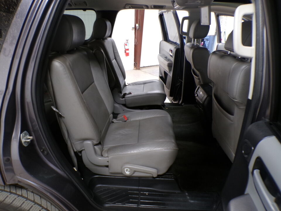2014 Toyota Sequoia  - Tom's Credit City