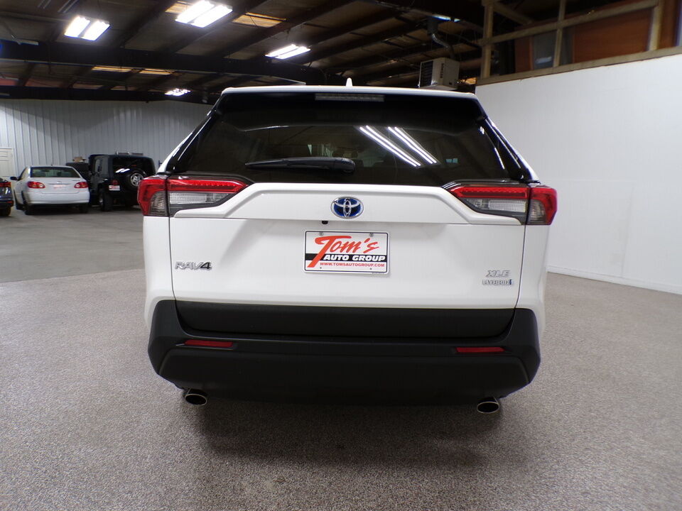 2022 Toyota RAV-4  - Tom's Credit City