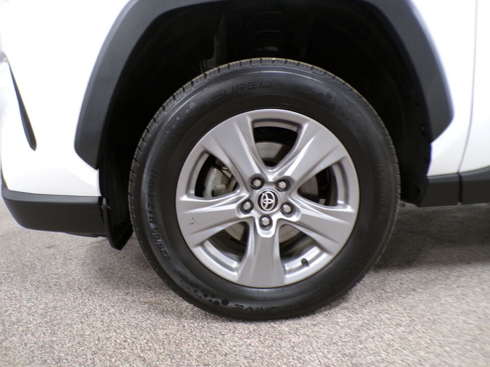 2022 Toyota RAV-4  - Tom's Credit City