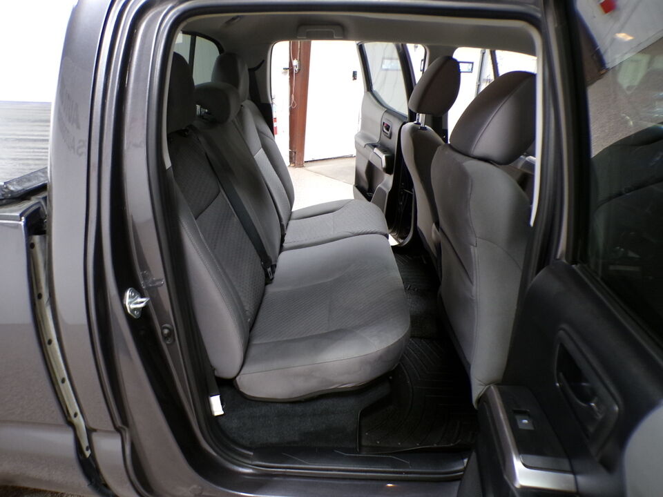 2021 Toyota Tacoma 4WD  - Tom's Credit City