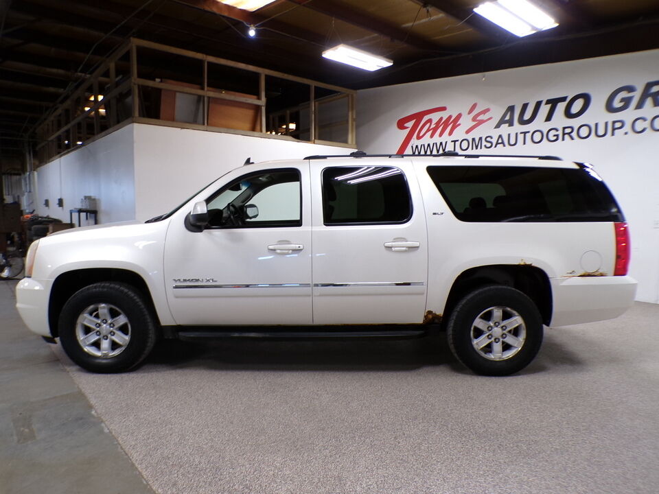 2011 GMC Yukon XL  - Tom's Credit City